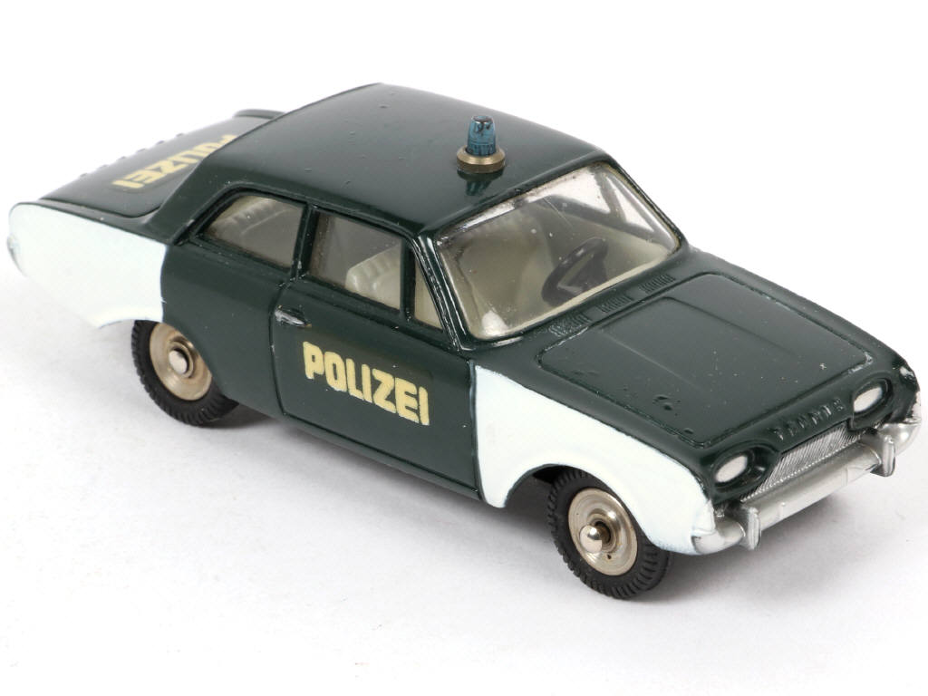 Lot 297 - DINKY TOYS (FRANCE) (1)