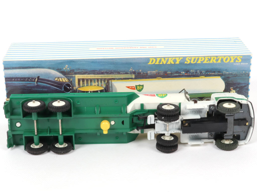 Lot 360 - DINKY TOYS (FRANCE) (1)