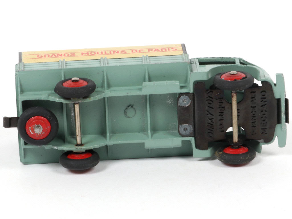 Lot 312 - DINKY TOYS (FRANCE) (1)