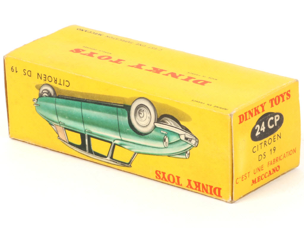 Lot 139 - DINKY TOYS (FRANCE) (1)
