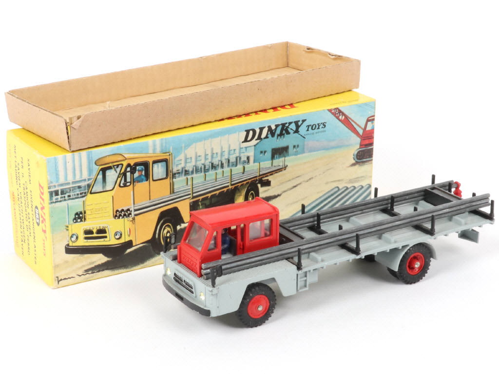 Lot 357 - DINKY TOYS (FRANCE) (1)