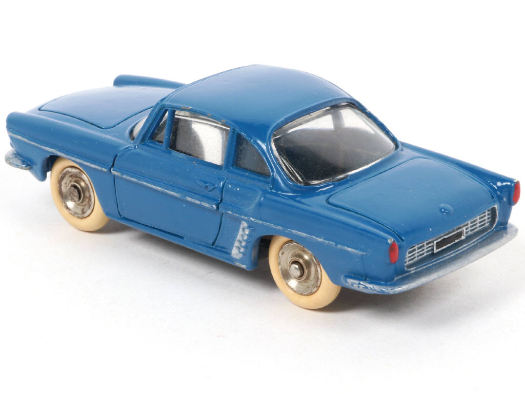 Lot 274 - DINKY TOYS (FRANCE) (1)