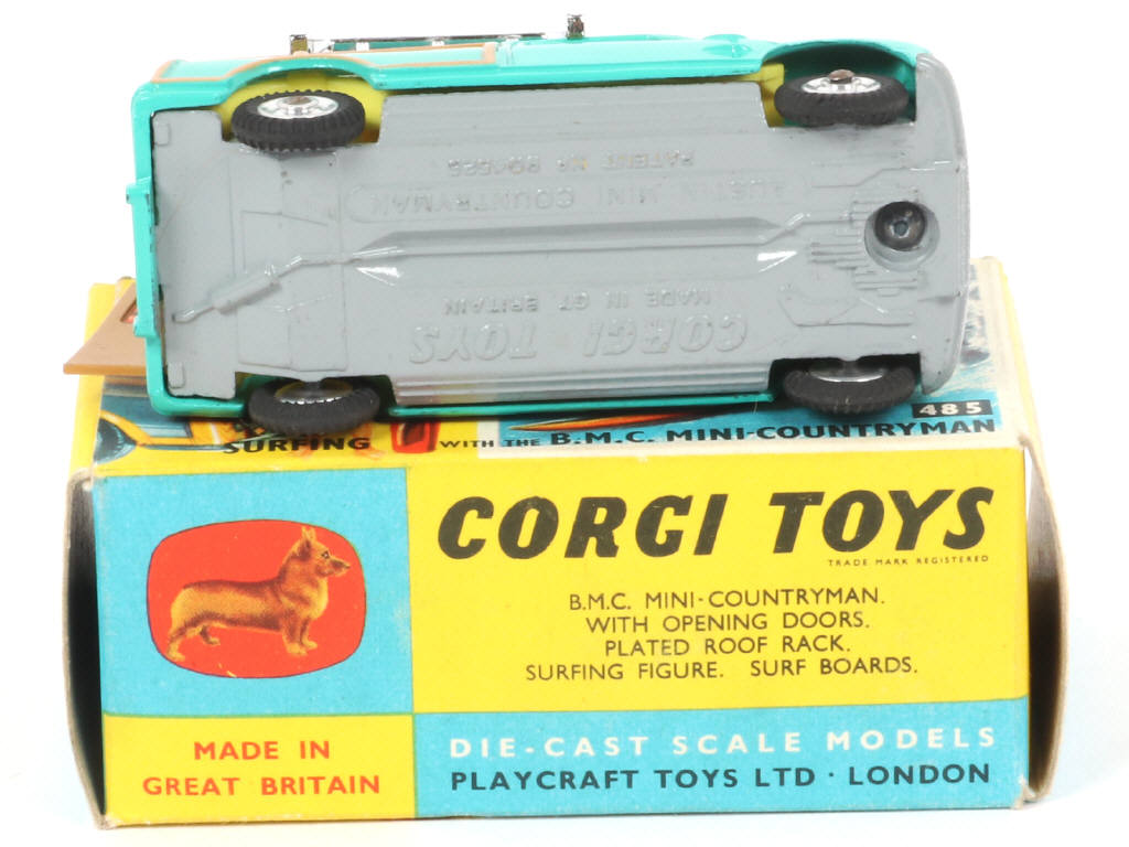 Lot 74 - CORGI TOYS (GB) (1)