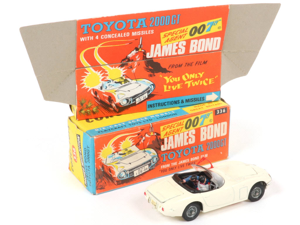 Lot 82 - CORGI TOYS (GB) (1)