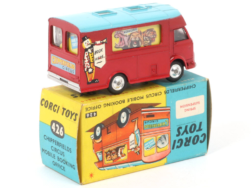 Lot 89 - CORGI TOYS (GB) (1)