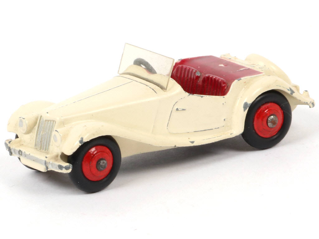 Lot 23 - DINKY TOYS (GB) (1)