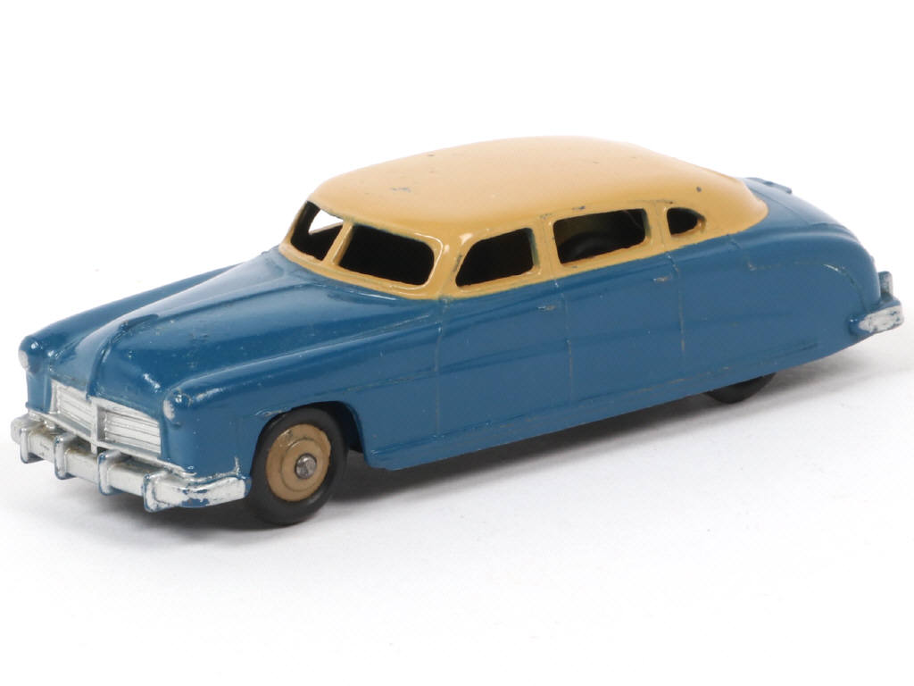 Lot 60 - DINKY TOYS (GB) (1)