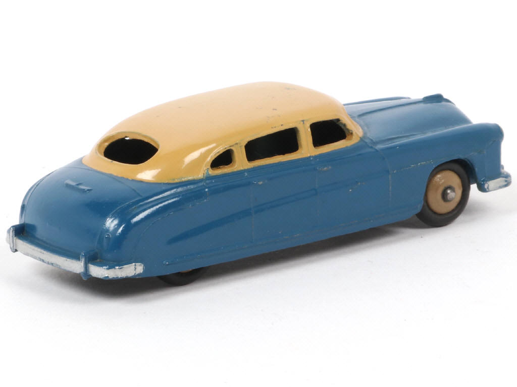 Lot 60 - DINKY TOYS (GB) (1)