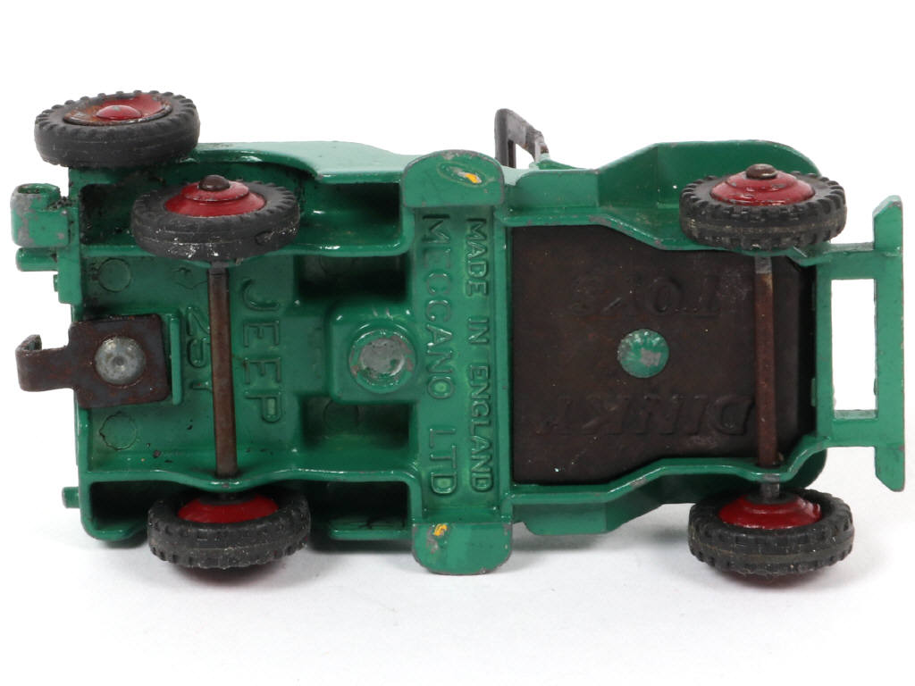 Lot 21 - DINKY TOYS (GB) (1)