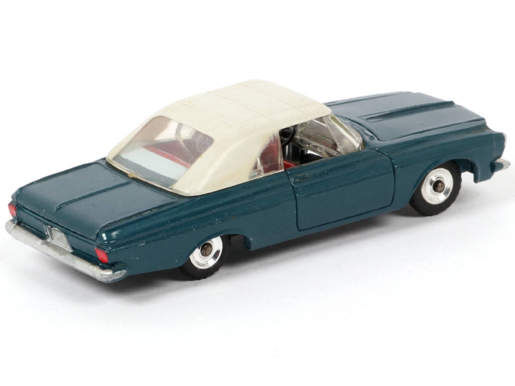 Lot 33 - DINKY TOYS (GB) (1)