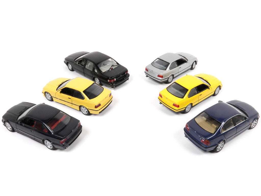 Lot 40 - UT MODELS (CHINE) (6)