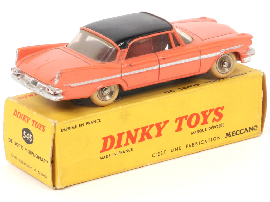Lot 177 - DINKY TOYS (FRANCE) (1)