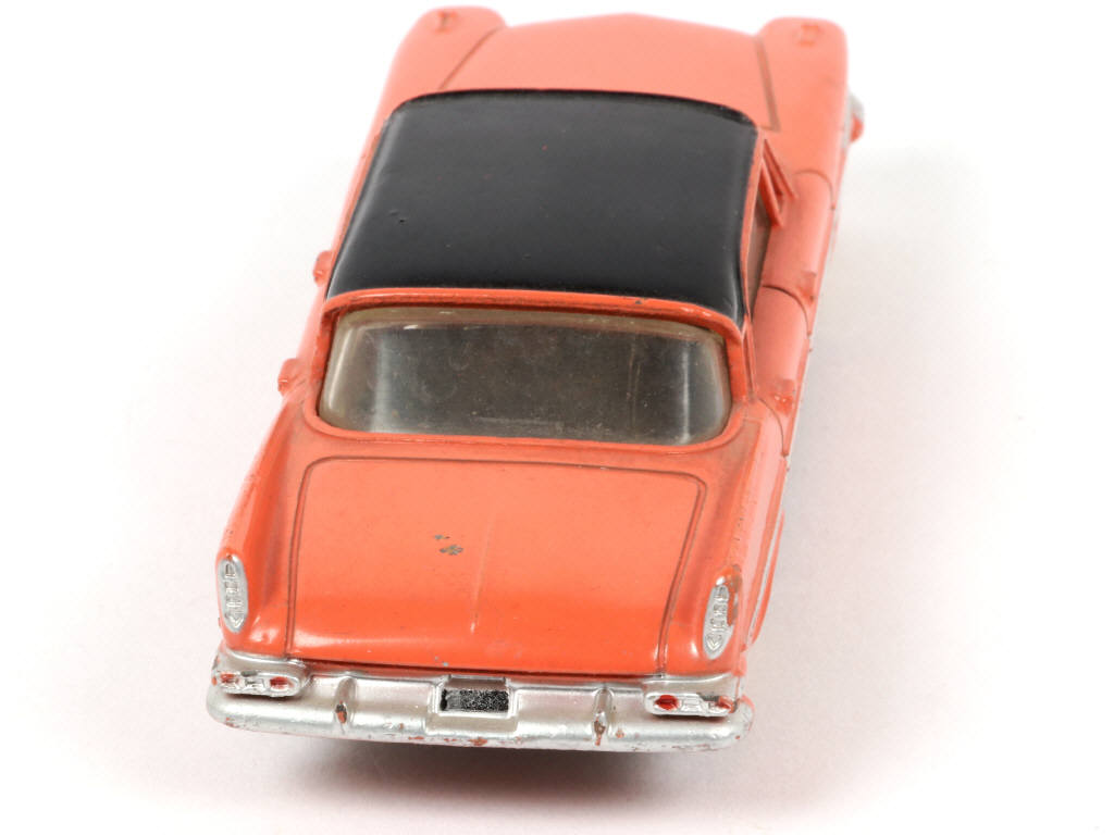 Lot 177 - DINKY TOYS (FRANCE) (1)