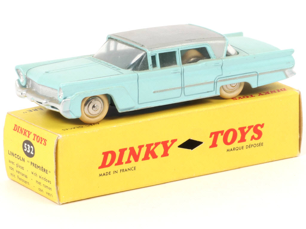 Lot 173 - DINKY TOYS (FRANCE) (1)