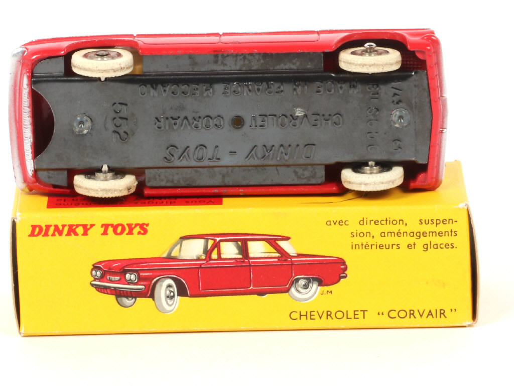 Lot 181 - DINKY TOYS (FRANCE) (1)