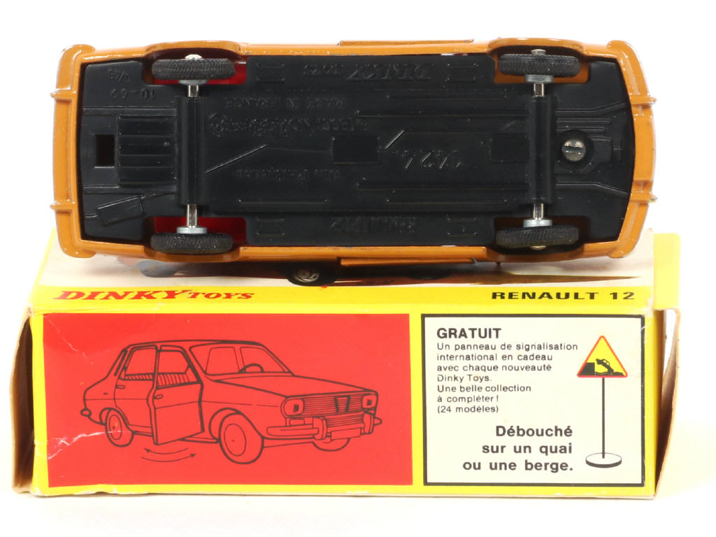 Lot 164 - DINKY TOYS (FRANCE) (1)