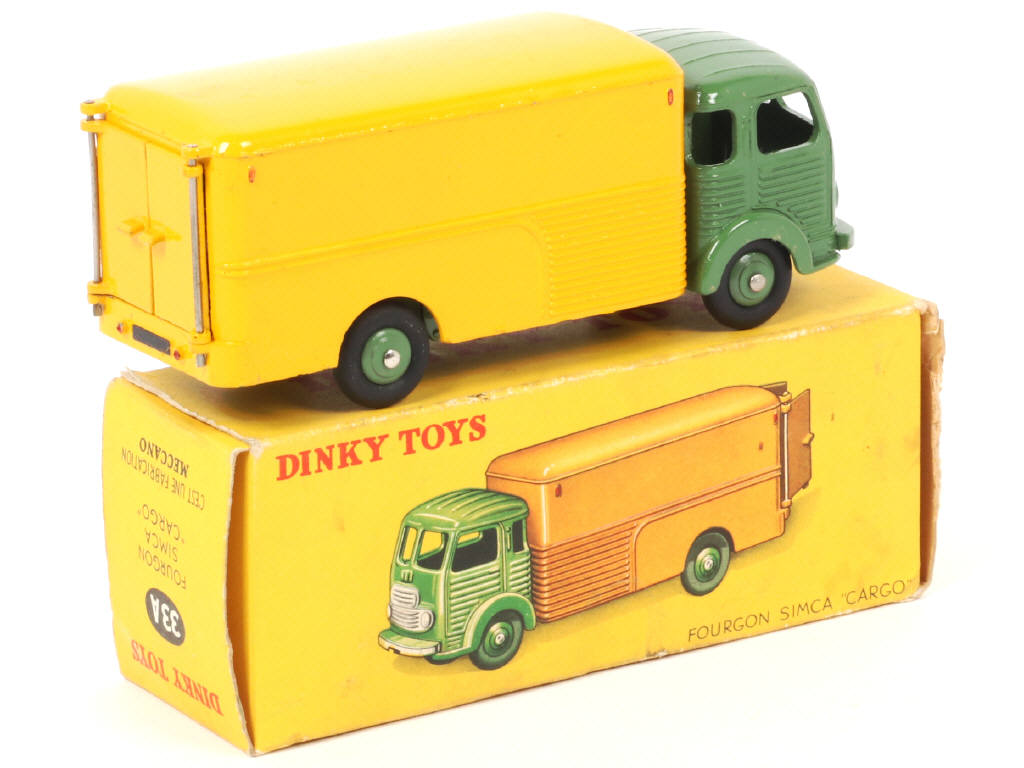 Lot 199 - DINKY TOYS (FRANCE) (1)