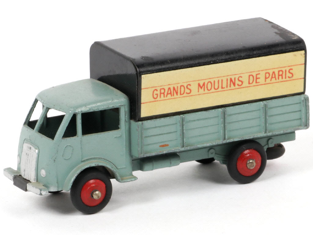 Lot 190 - DINKY TOYS (FRANCE) (1)