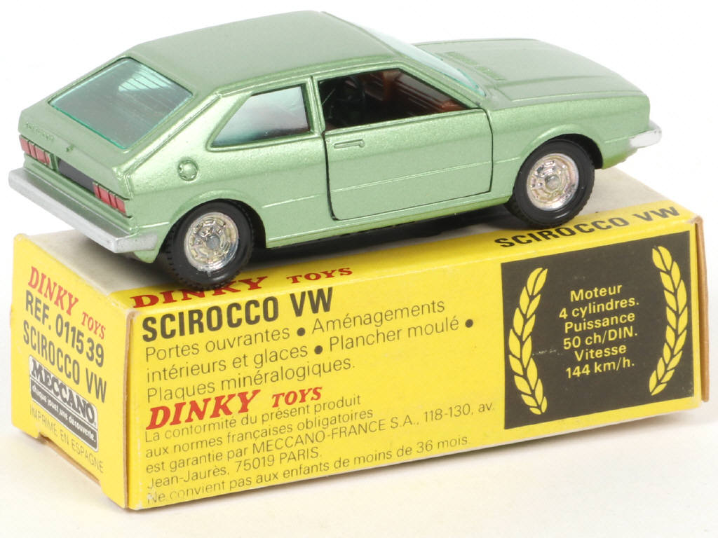 Lot 188 - DINKY TOYS (FRANCE) (1)