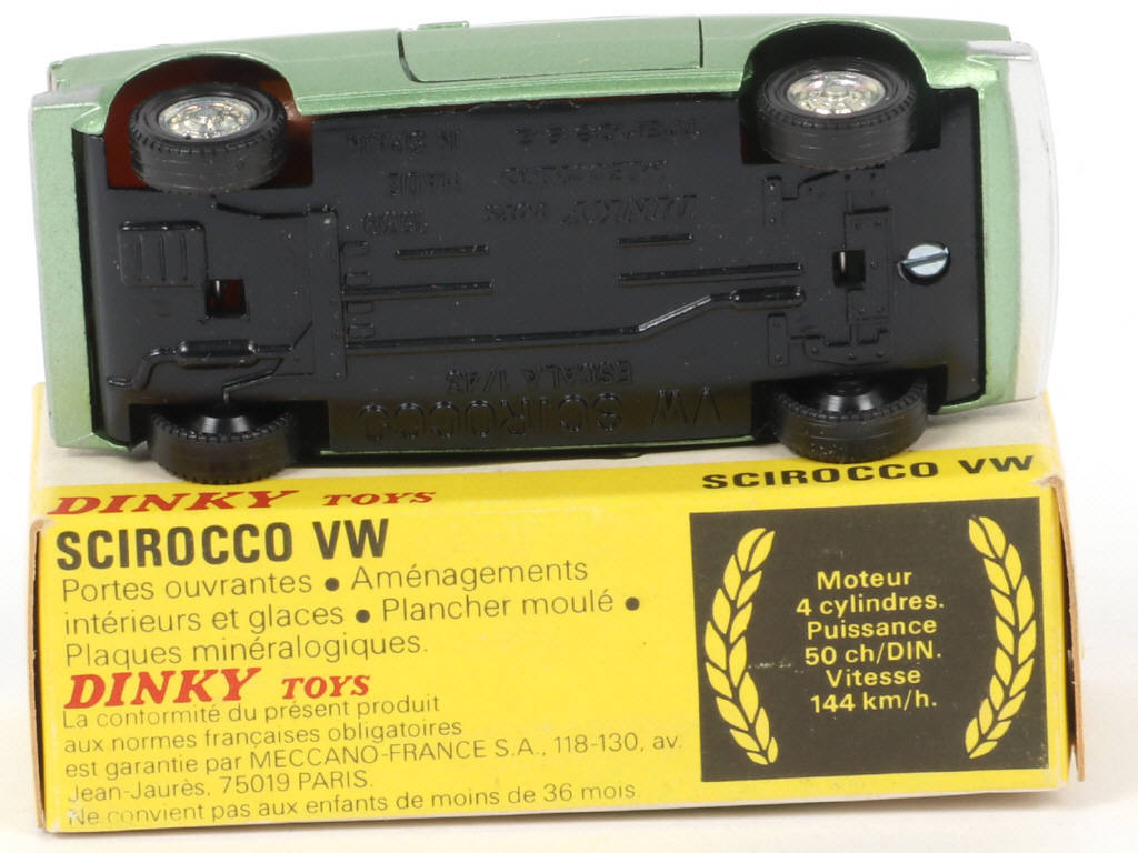 Lot 188 - DINKY TOYS (FRANCE) (1)