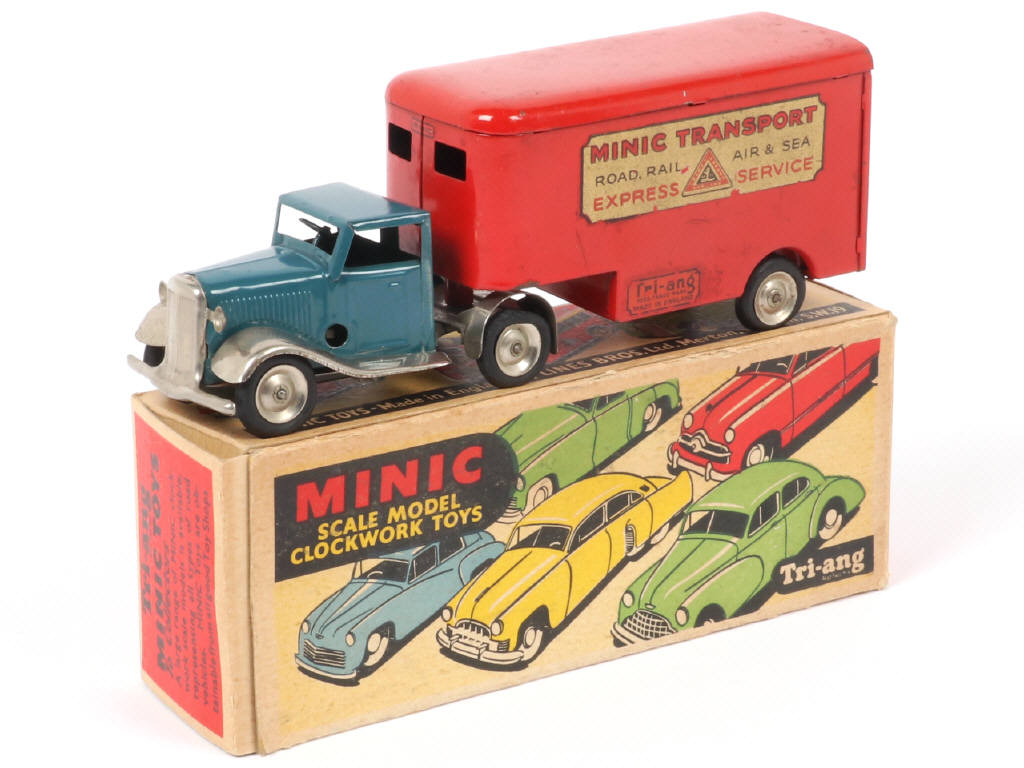 Lot 36 - MINIC (GB) (1)