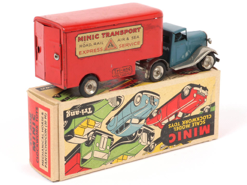 Lot 36 - MINIC (GB) (1)