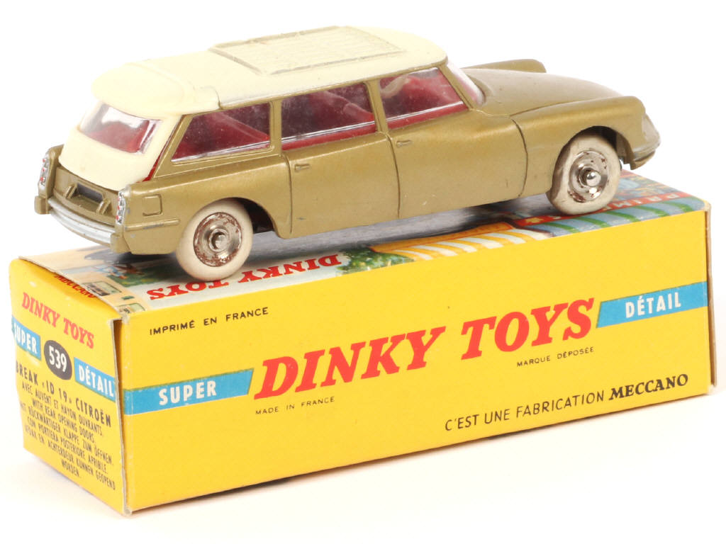 Lot 174 - DINKY TOYS (FRANCE) (1)
