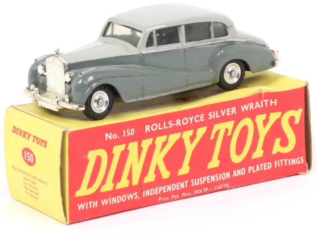 Lot 114 - DINKY TOYS (GB) (1)