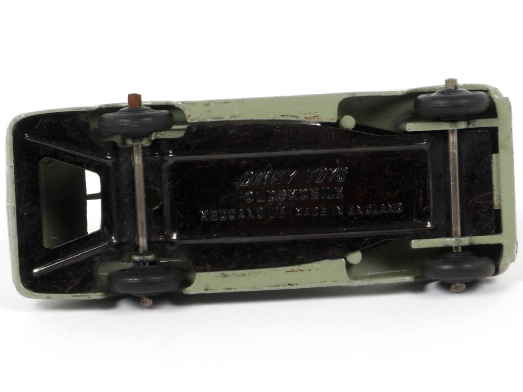 Lot 107 - DINKY TOYS (GB) (1)