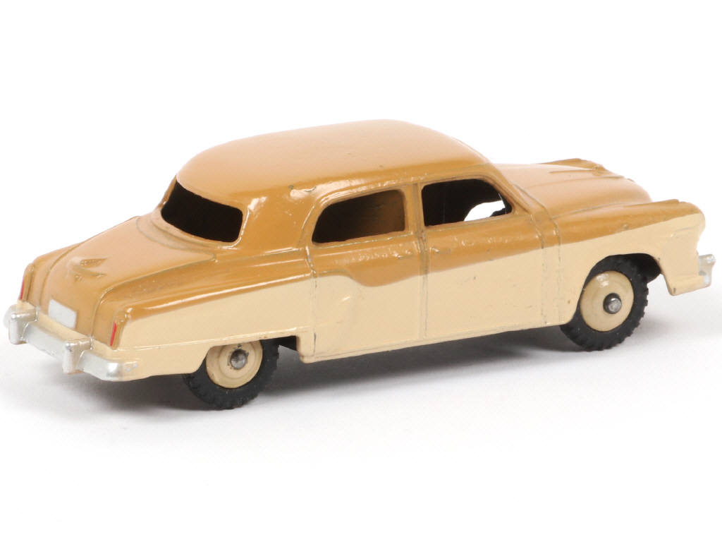 Lot 108 - DINKY TOYS (GB) (1)