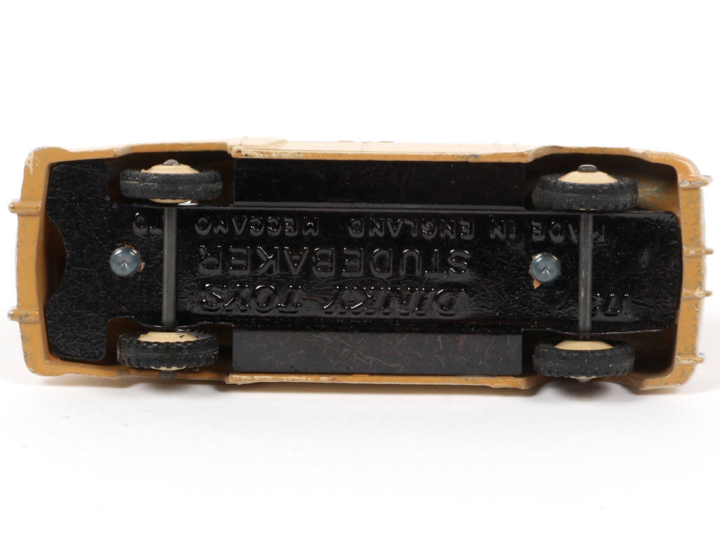 Lot 108 - DINKY TOYS (GB) (1)