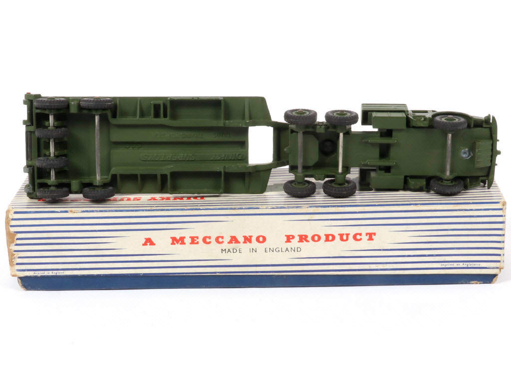 Lot 118 - DINKY TOYS (GB) (1)