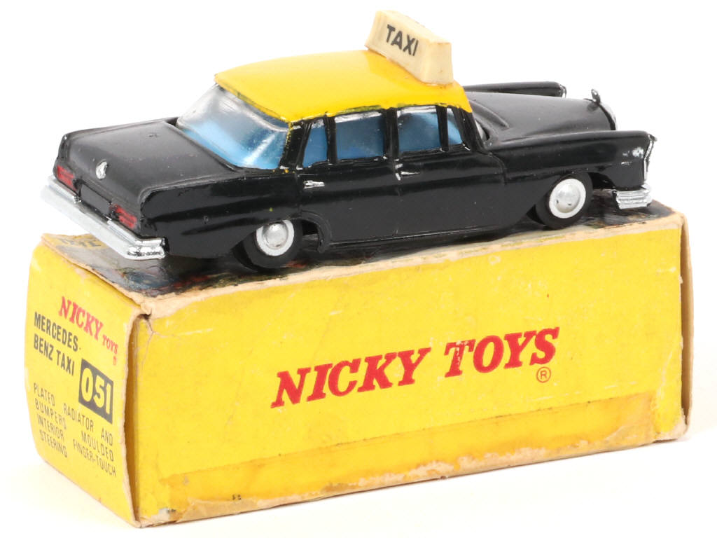 Lot 100 - NICKYTOYS (INDE) (1)