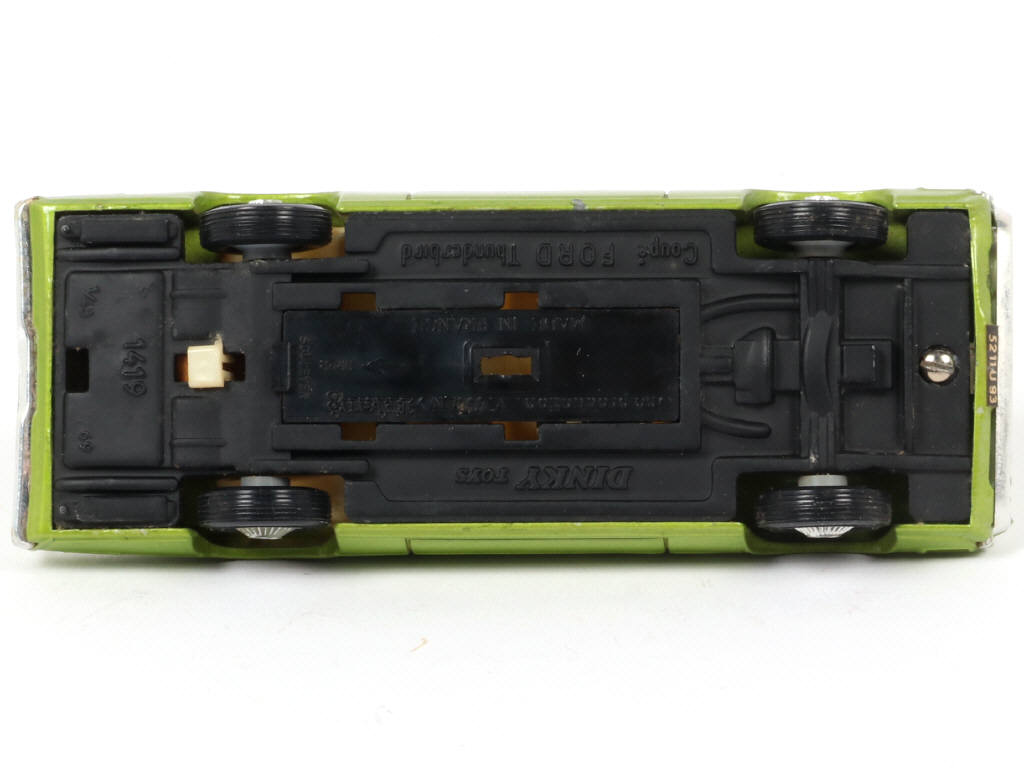 Lot 152 - DINKY TOYS (FRANCE) (1)