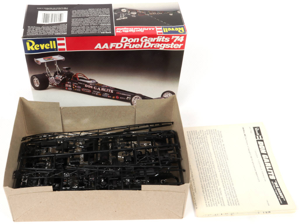 Lot 53 - REVELL (USA) (10)