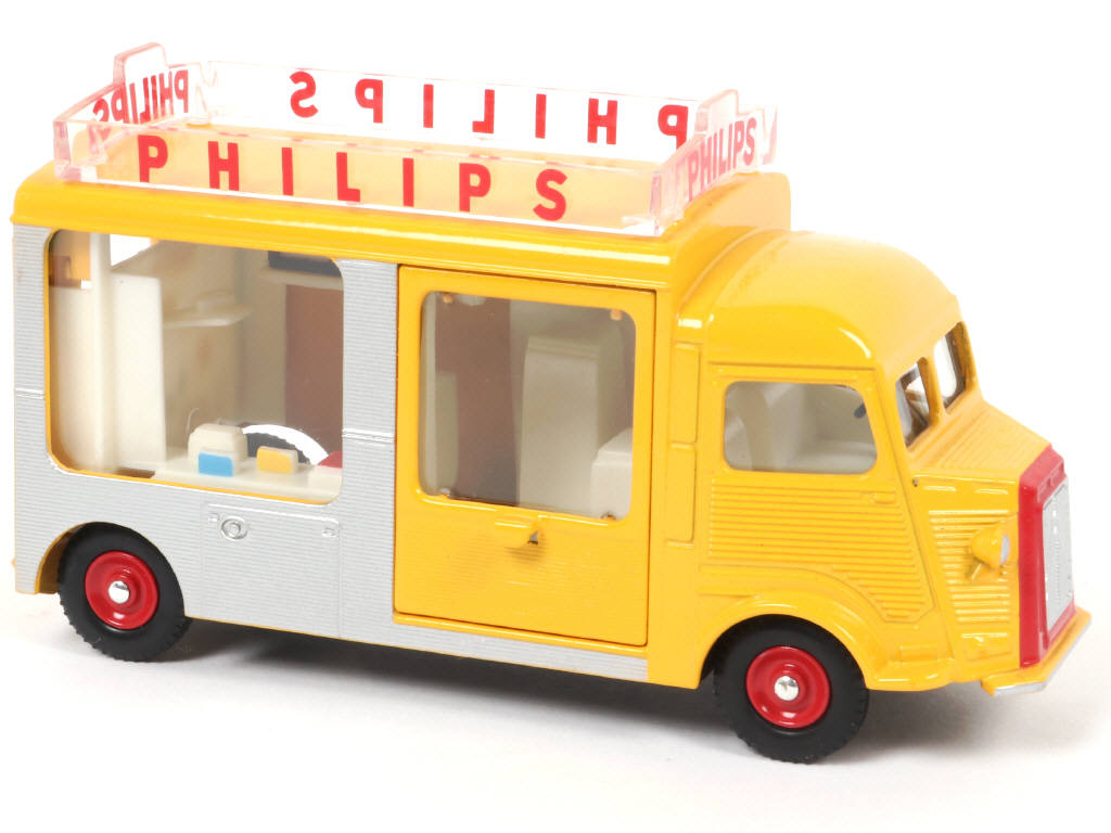 Lot 113 - DAN-TOYS (FRANCE) (1)