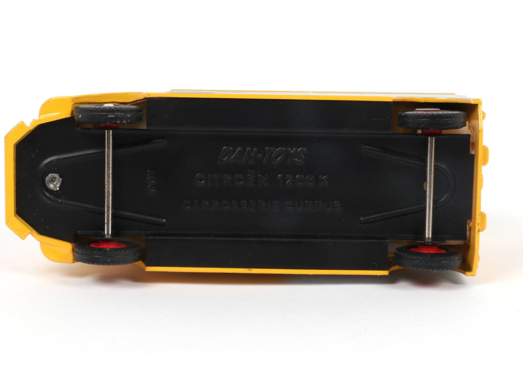 Lot 113 - DAN-TOYS (FRANCE) (1)