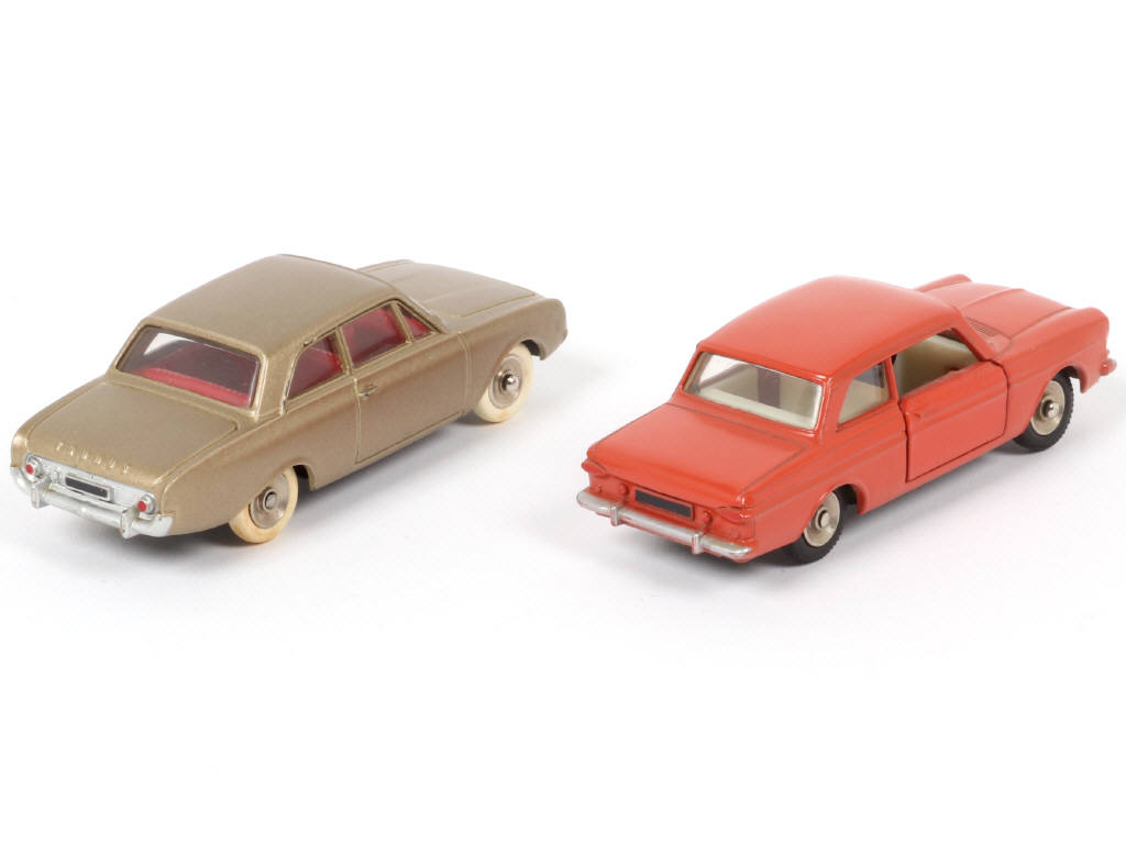 Lot 182 - DINKY TOYS (FRANCE) (2)