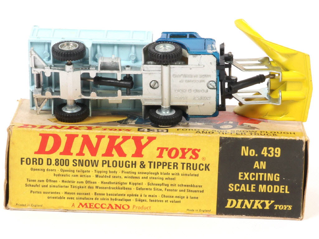 Lot 93 - DINKY TOYS (GB) (1)