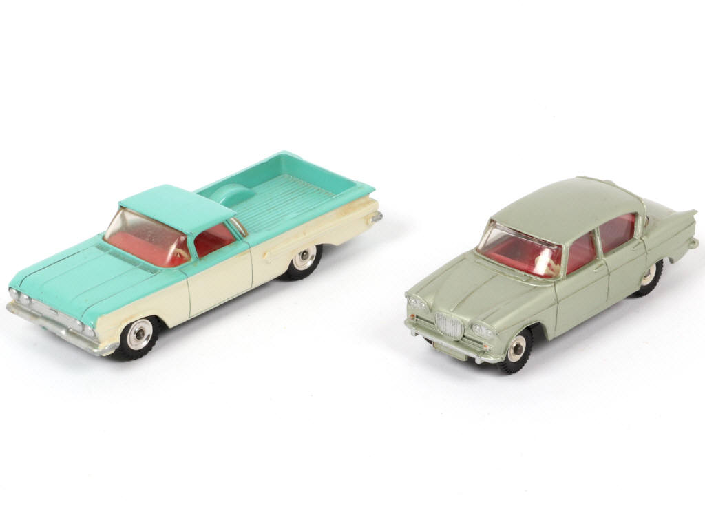 Lot 101 - DINKY TOYS (GB) (2)