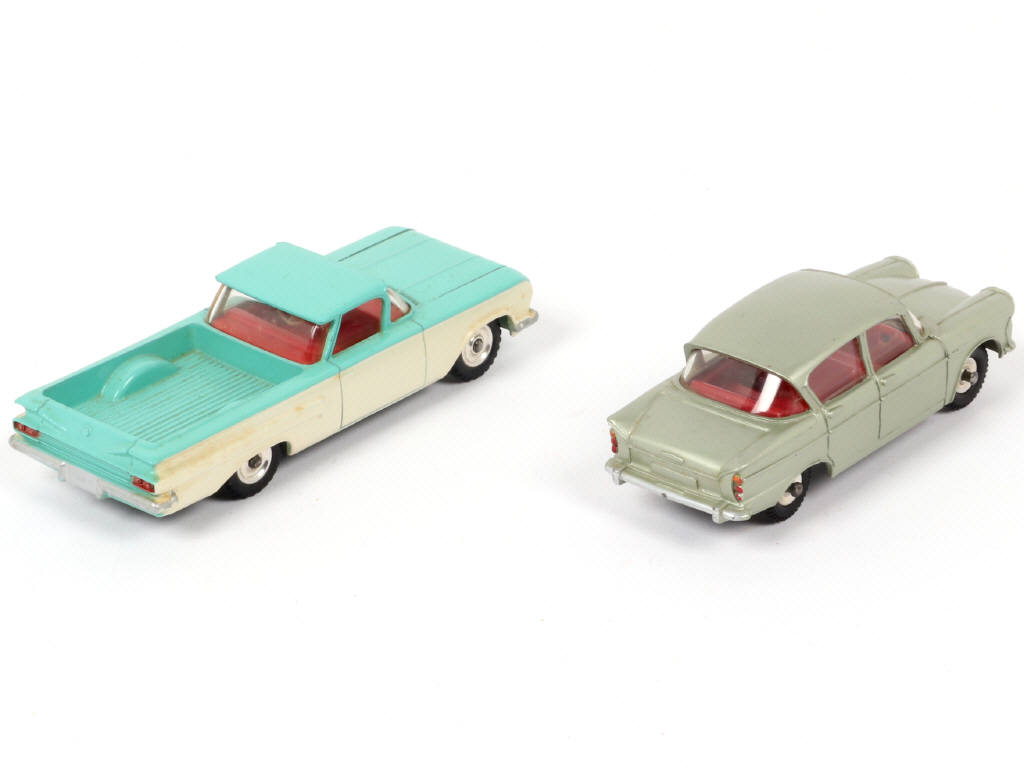 Lot 101 - DINKY TOYS (GB) (2)