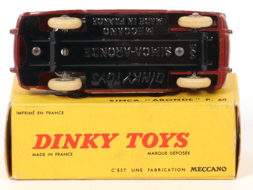 Lot 165 - DINKY TOYS (FRANCE) (1)