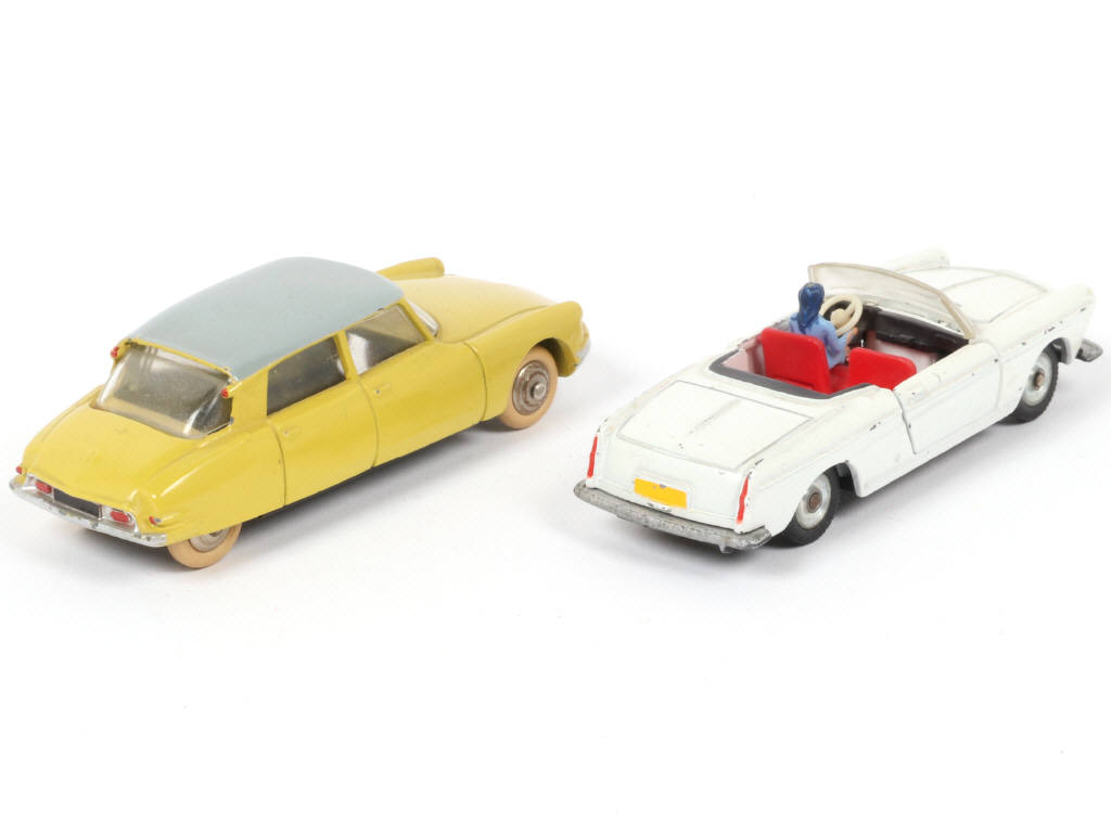 Lot 185 - DINKY TOYS (FRANCE) (2)