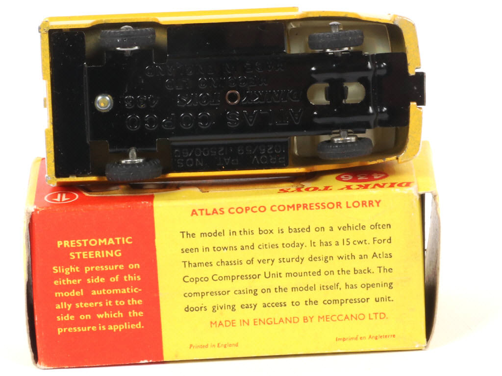 Lot 92 - DINKY TOYS (GB) (1)