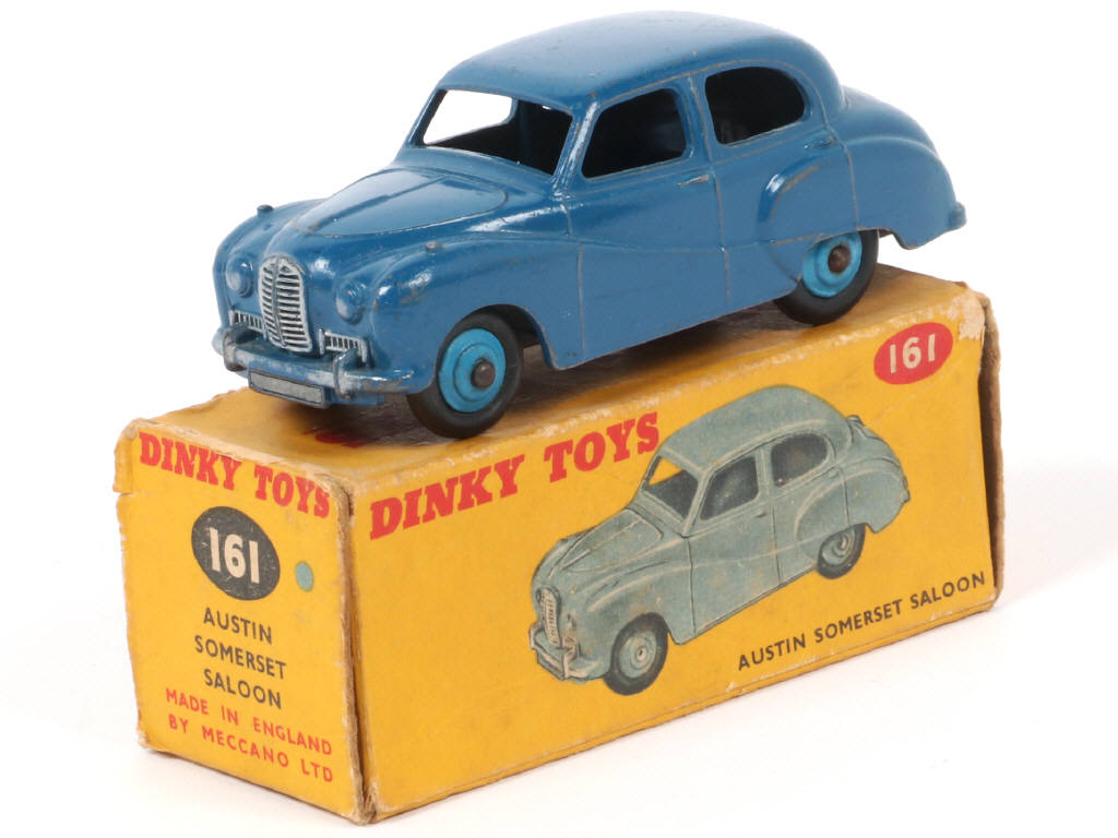 Lot 149 - DINKY TOYS (GB) (1)