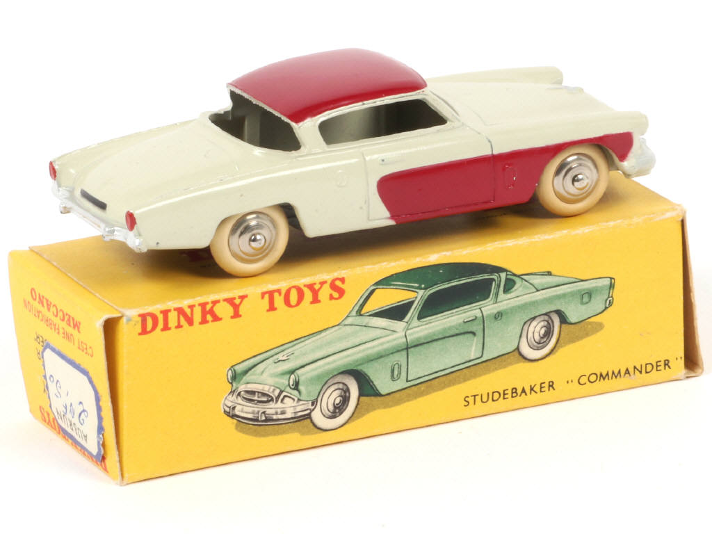 Lot 91 - DINKY TOYS (FRANCE) (1)