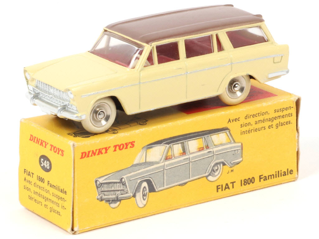 Lot 82 - DINKY TOYS (FRANCE) (1)