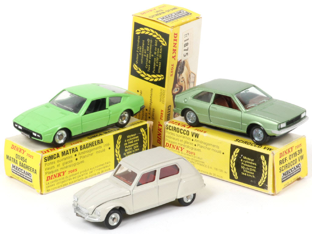 Lot 130 - DINKY TOYS (FRANCE) (3)