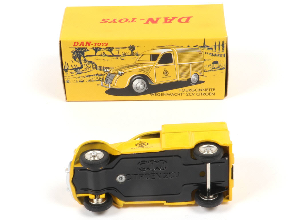 Lot 13 - DAN-TOYS (FRANCE) (1)