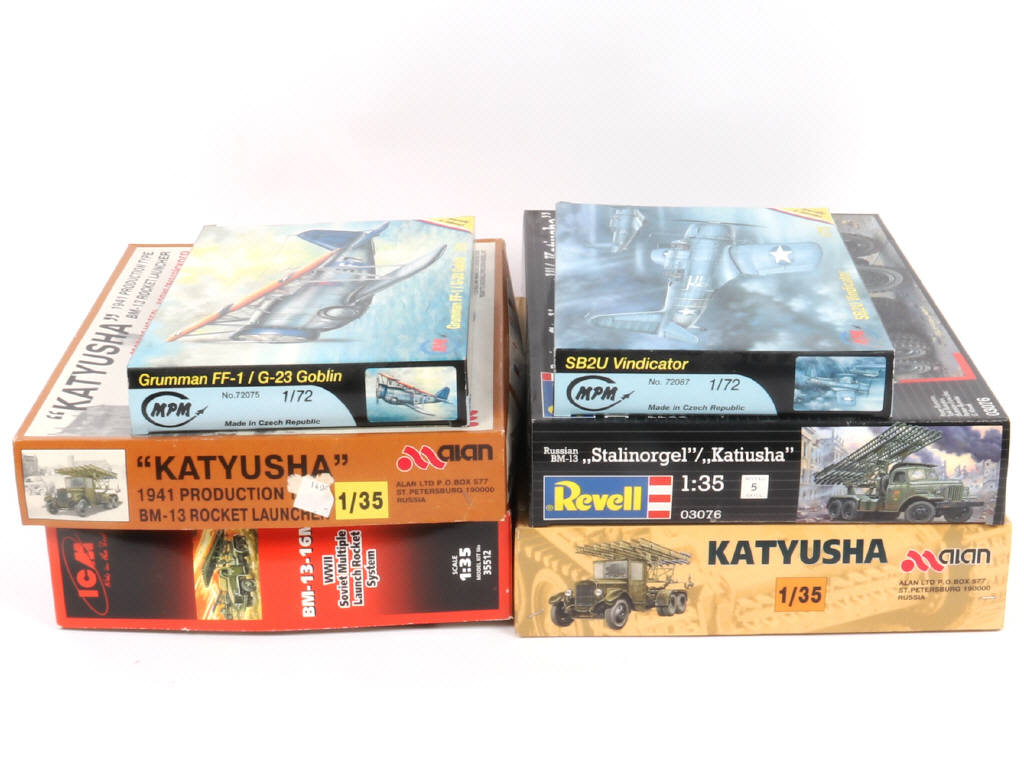 Lot 17 - DIVERS (6)